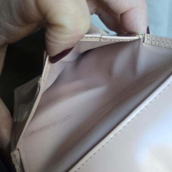 Cartier Love Bifold Wallet in Pink Patent Leather - Picture 11 of 13